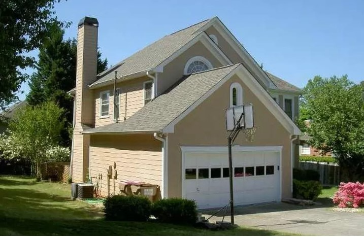 215 Antley Cir - Photo 2 of 26