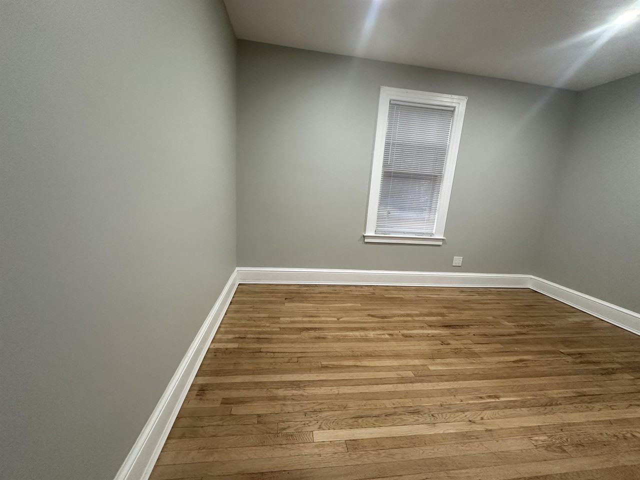 225 West Main St5 #225-5 - Photo 4 of 20