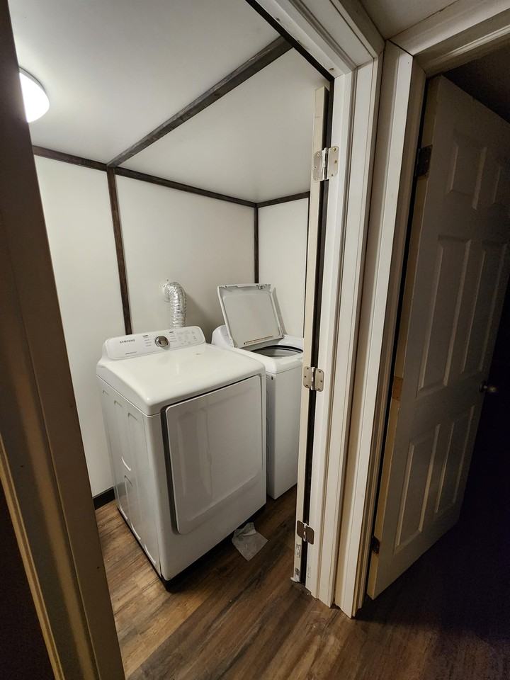 231 Maple St S #1 - Photo 2 of 20