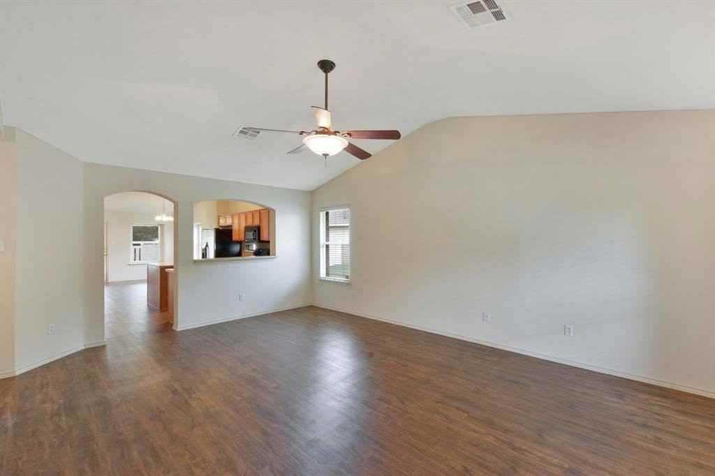 1509 Colorado Bend Dr - Photo 3 of 8