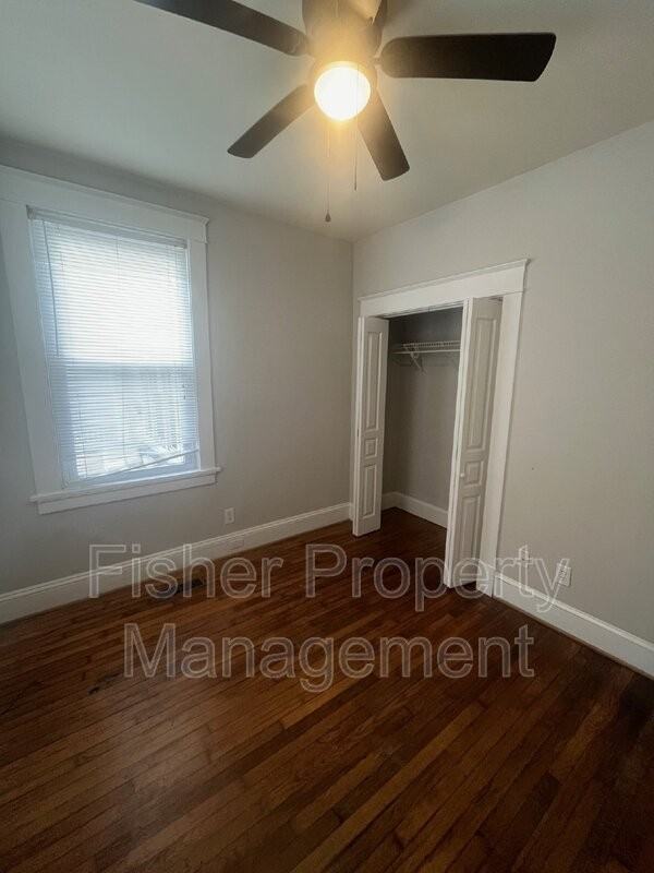 1514 Bainbridge St #A - Photo 6 of 14