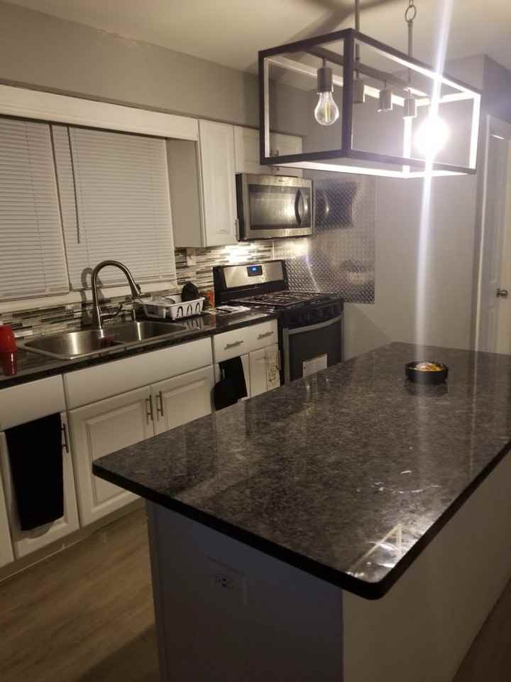 651 Frances St #2ndFL - Photo 2 of 3