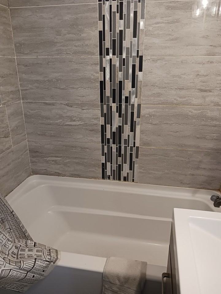 651 Frances St #2ndFL - Photo 3 of 3