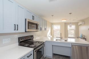 Massachusetts Ave #3B - Photo 1 of 1