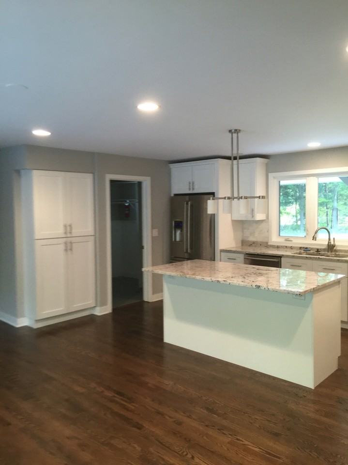 2800 Riverwoods Rd - Photo 2 of 14