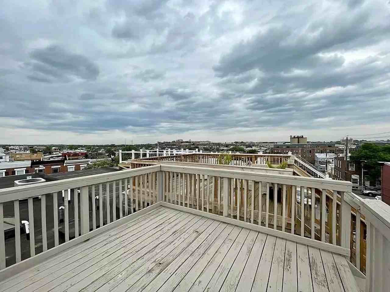 3815 Hudson St - Photo 2 of 11