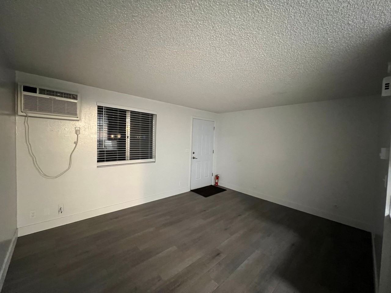 144 Smith Ave #9 - Photo 5 of 16