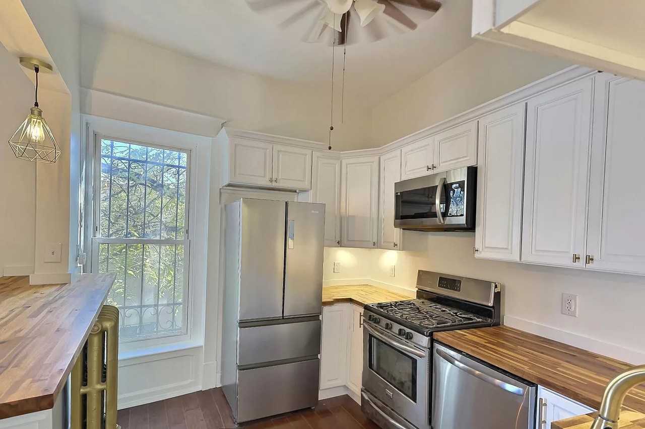 54 Normal Ave #3 - Photo 5 of 8