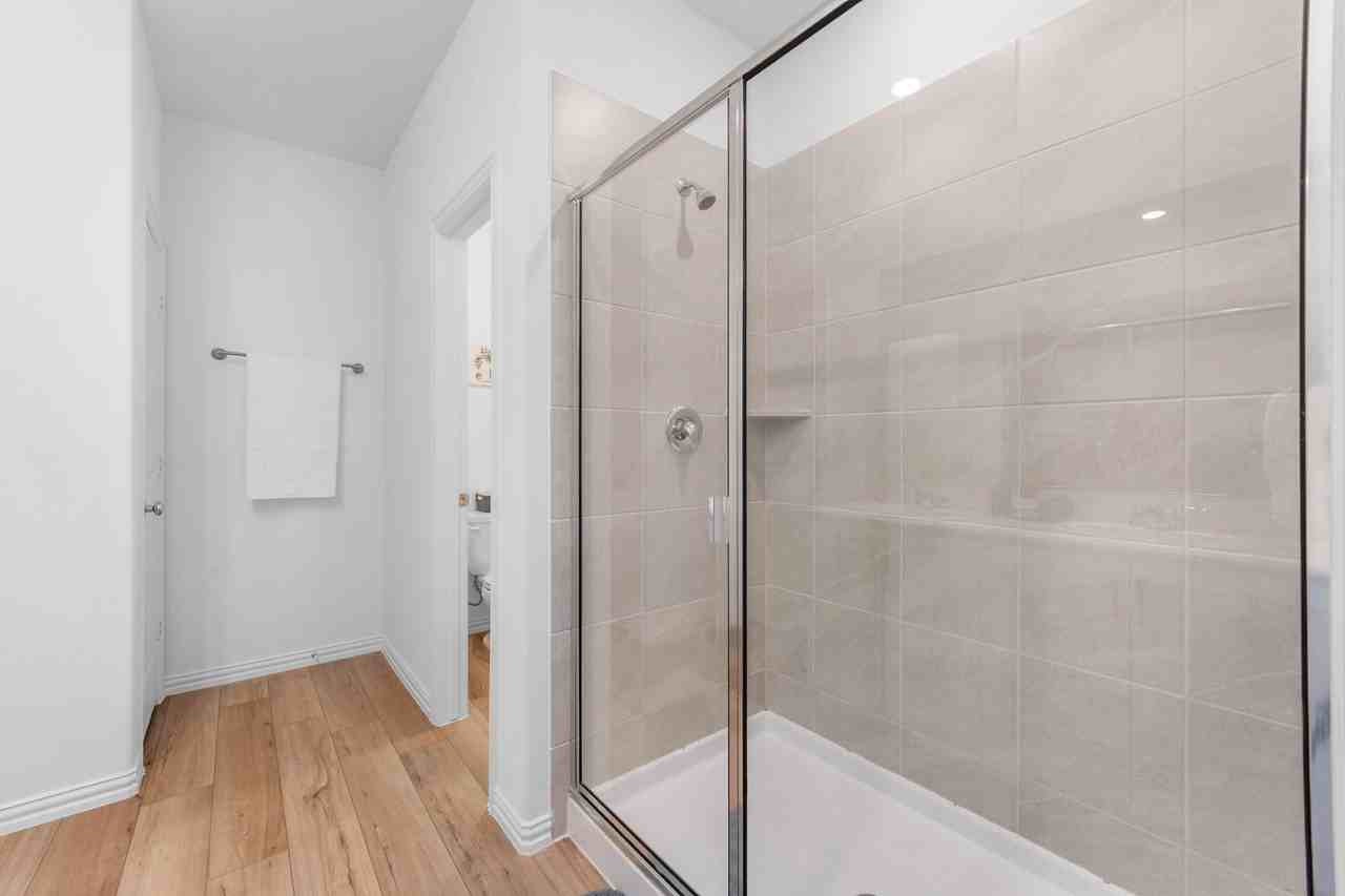 513 Macdonald Way - Photo 3 of 35