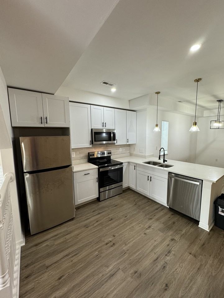 1619 Westwood Ave - Photo 6 of 18