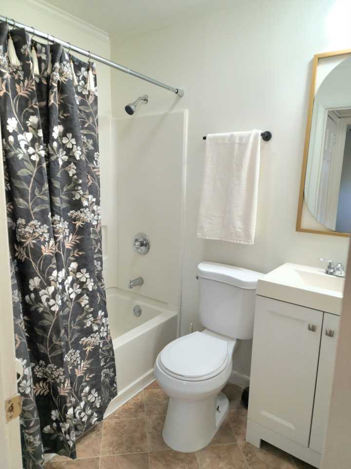 710 Trenton St #A - Photo 3 of 5