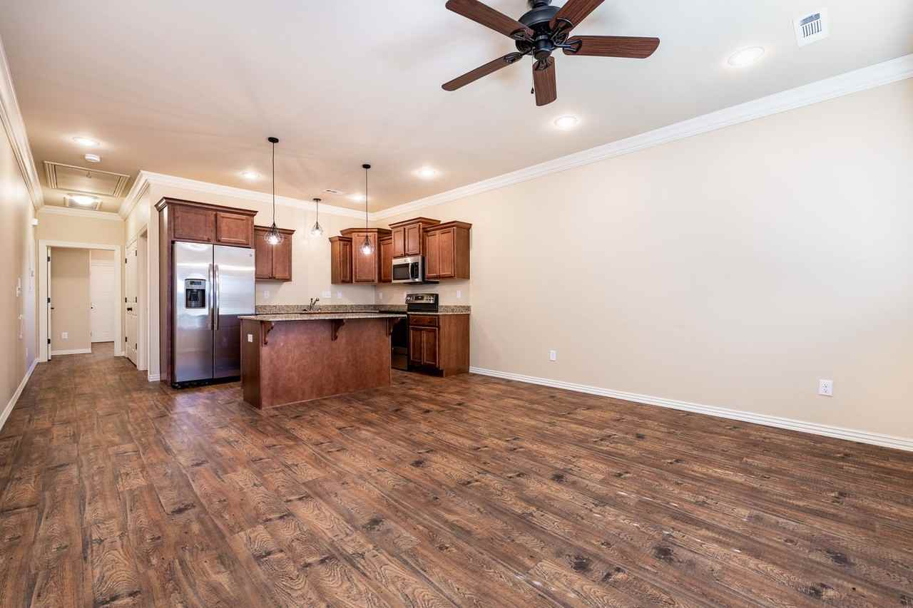 701 South Mock Street #L1 - Photo 3 of 40