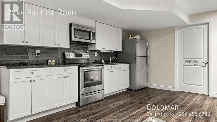 2544 Pillette Rd, Windsor, ON N8T 0B1 2 Bedroom Apartment for 1,700