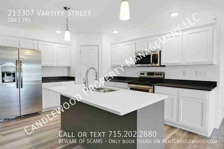 213307 Varsity St - Photo 2 of 23