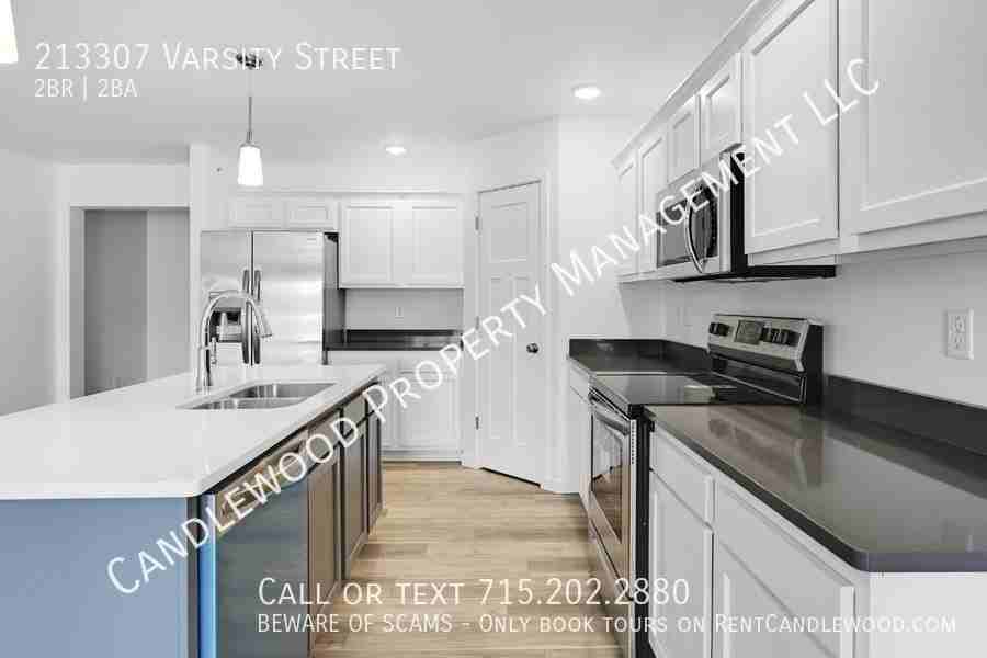 213307 Varsity St - Photo 3 of 23