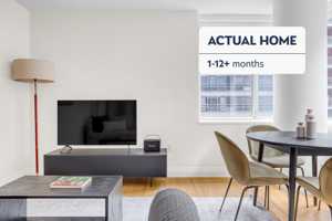 featured image of 420 E 54th St