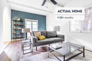 featured image of 232 S Reeves Dr #132