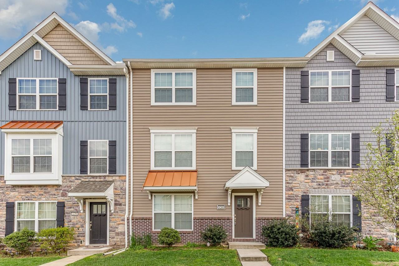 4260 Wild Orchid Ln - Photo 2 of 32