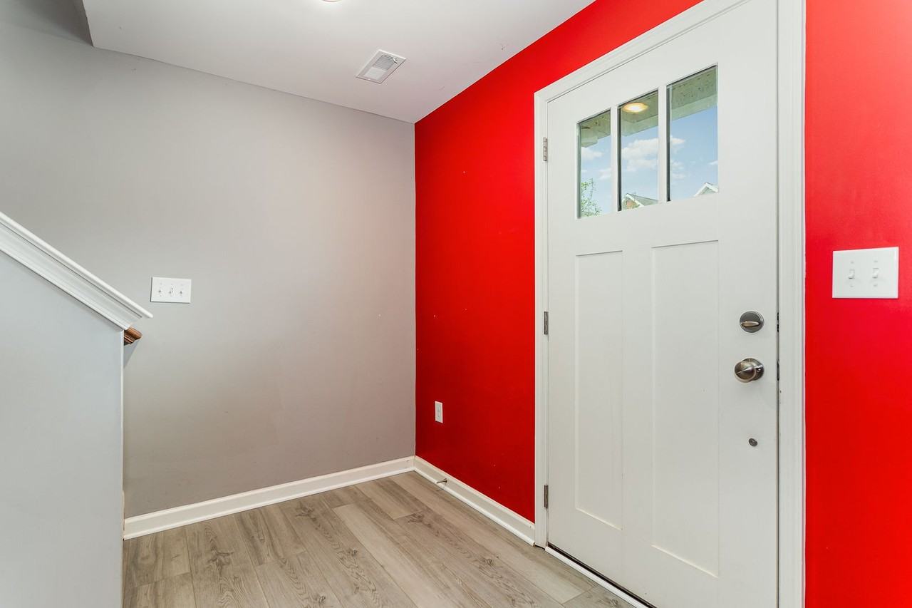 4260 Wild Orchid Ln - Photo 3 of 32