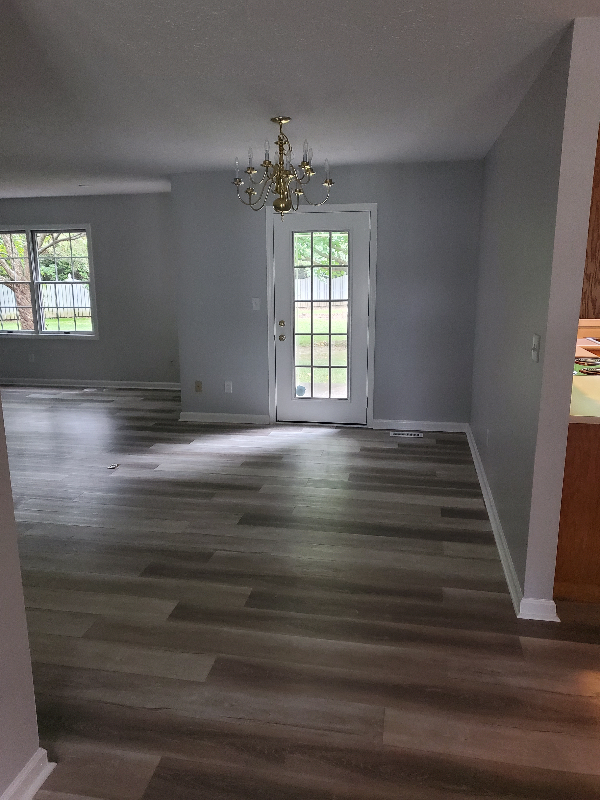 529 Ravens Lake Dr - Photo 3 of 8