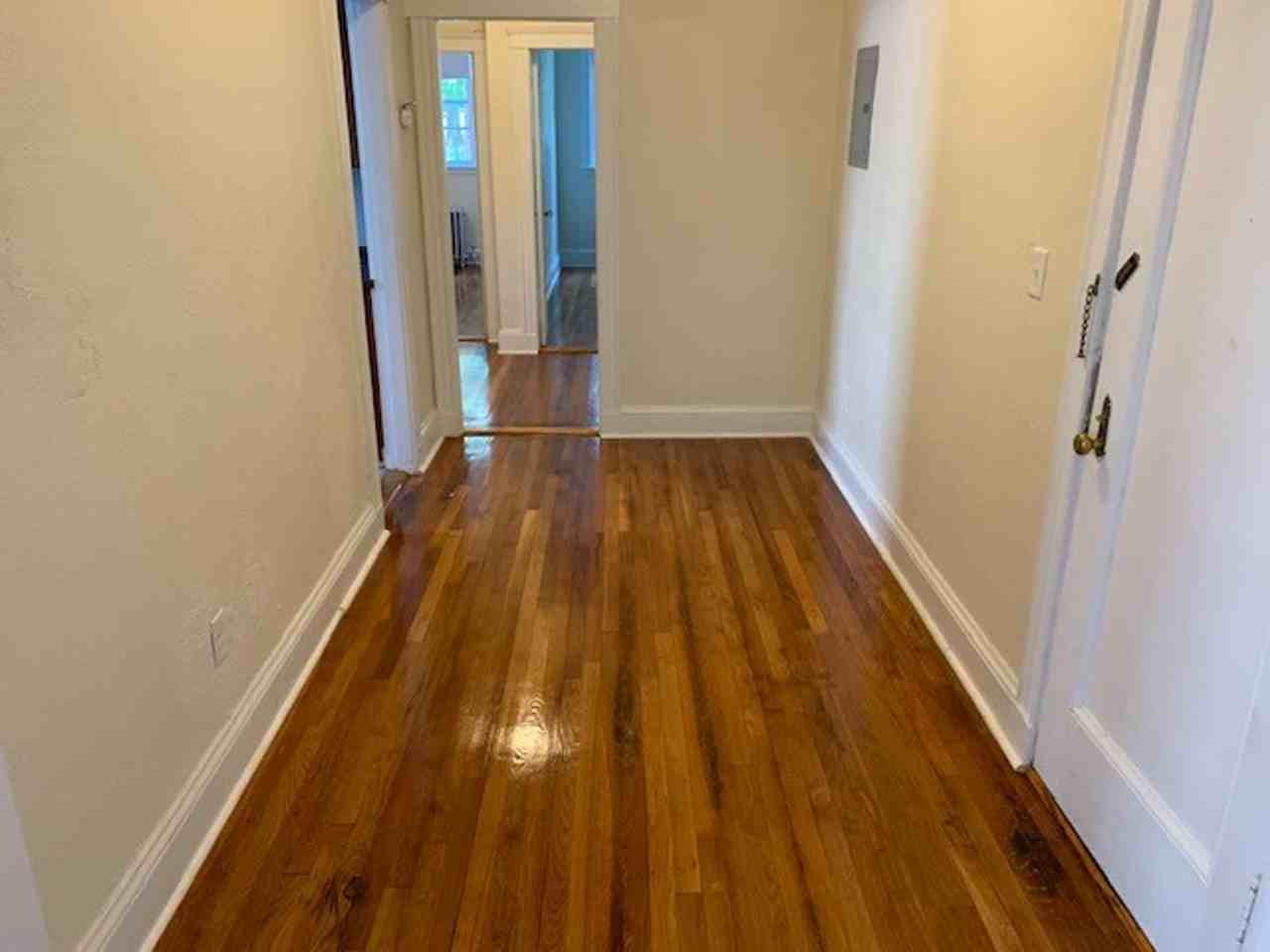 70 Chiswick Rd - Photo 5 of 9