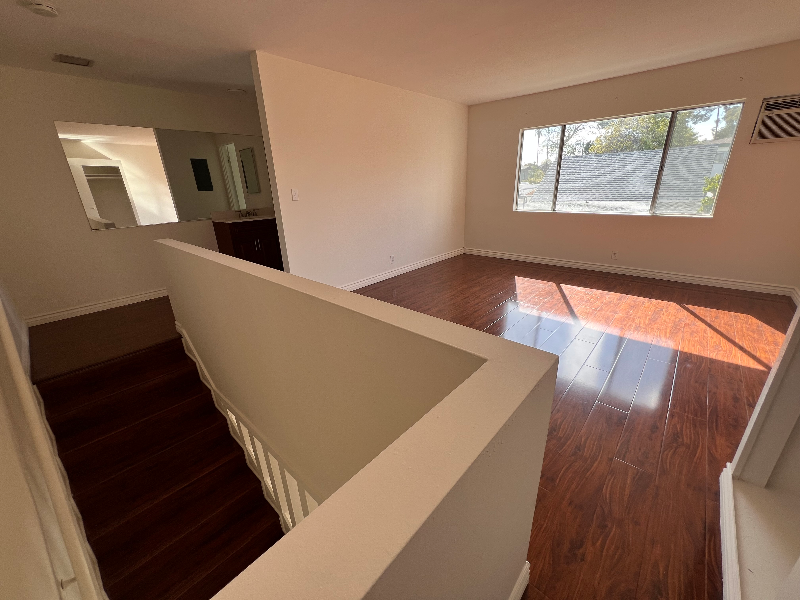 293 N Hill Ave #3 - Photo 7 of 7