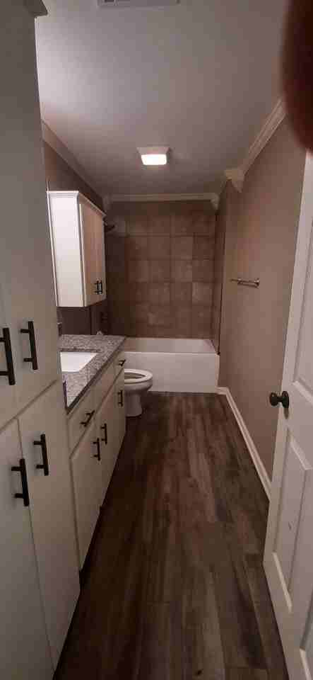 1803 Greenwood Cv - Photo 7 of 23