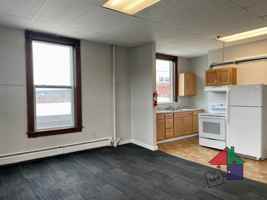 featured image of 180 N Main St