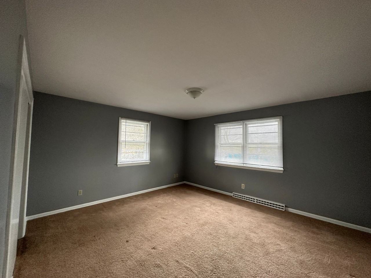 Wallingford Ventures 24 LLC - Photo 4 of 19