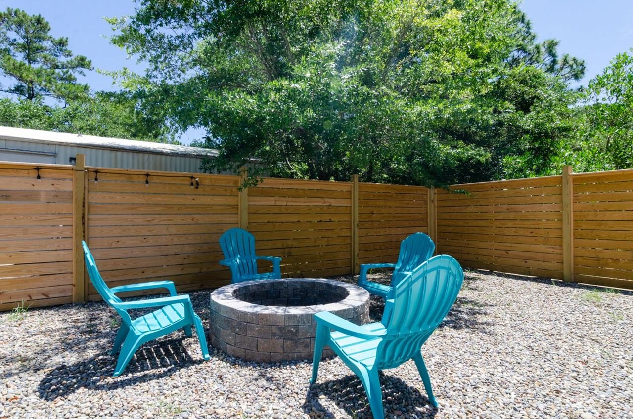 102 Moorefield Dr - Photo 3 of 36