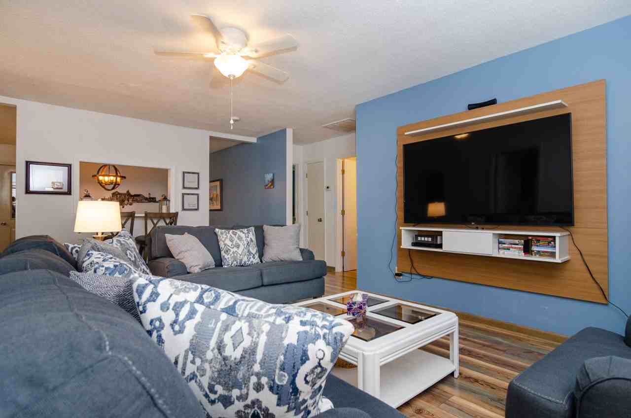 109 South Fourth Avenue - Photo 4 of 22