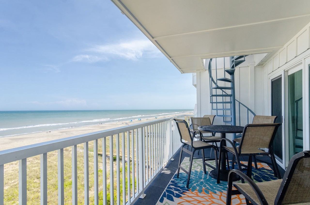 201 Carolina Beach Avenue South - Photo 5 of 29