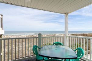 featured image of 704 Carolina Beach Ave N