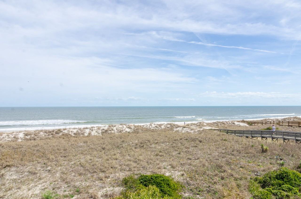 704 Carolina Beach Avenue North - Photo 7 of 20