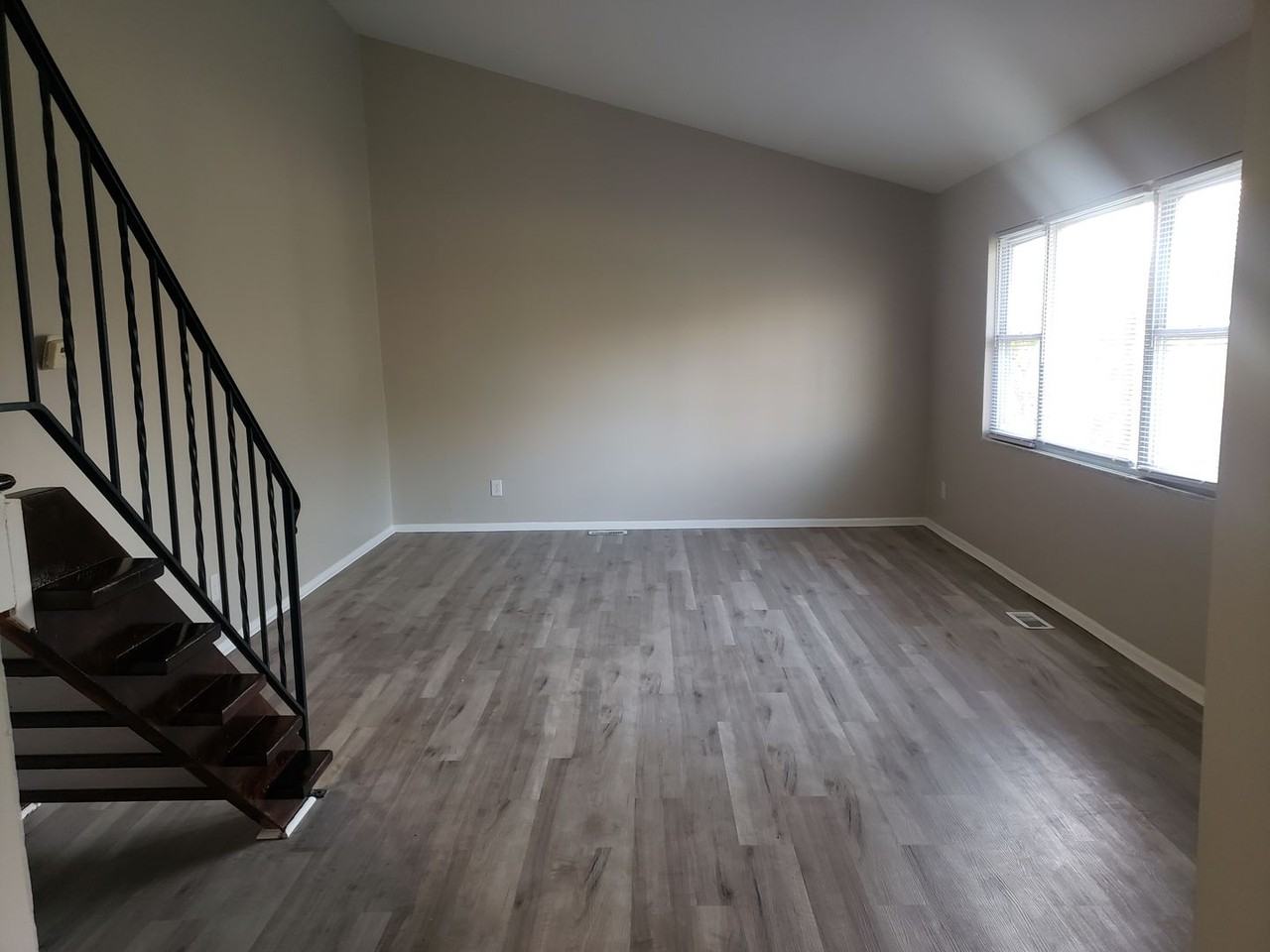 3049 Langfield Dr - Photo 3 of 13