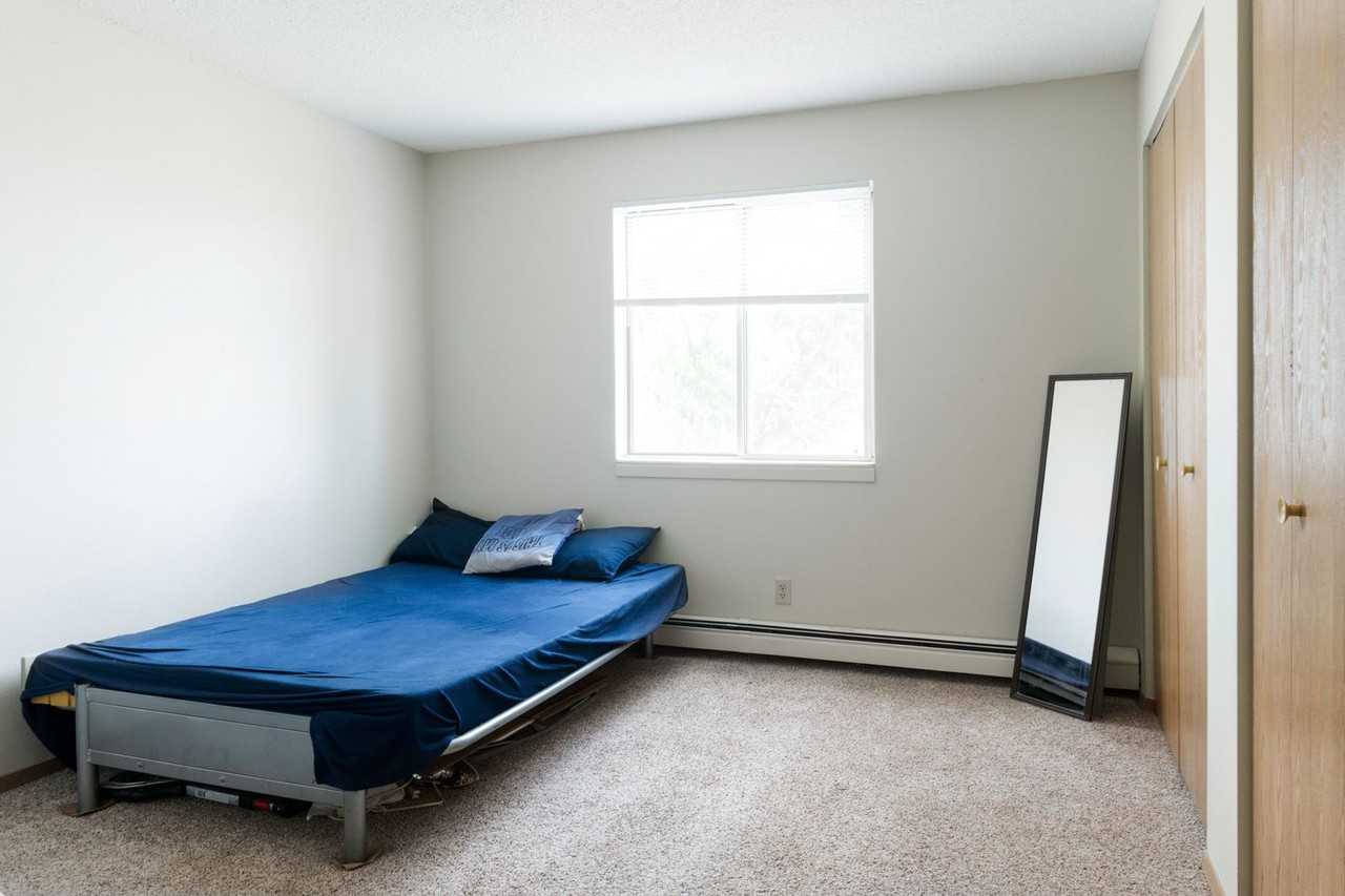 3346 W Saint Germain St - Photo 7 of 22