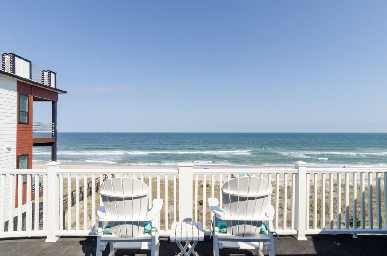 1423 Lake Park Blvd S - Photo 3 of 21