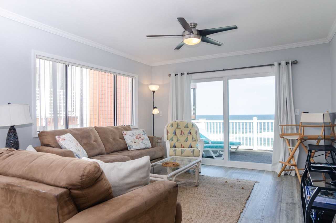 1423 Lake Park Blvd S - Photo 5 of 21