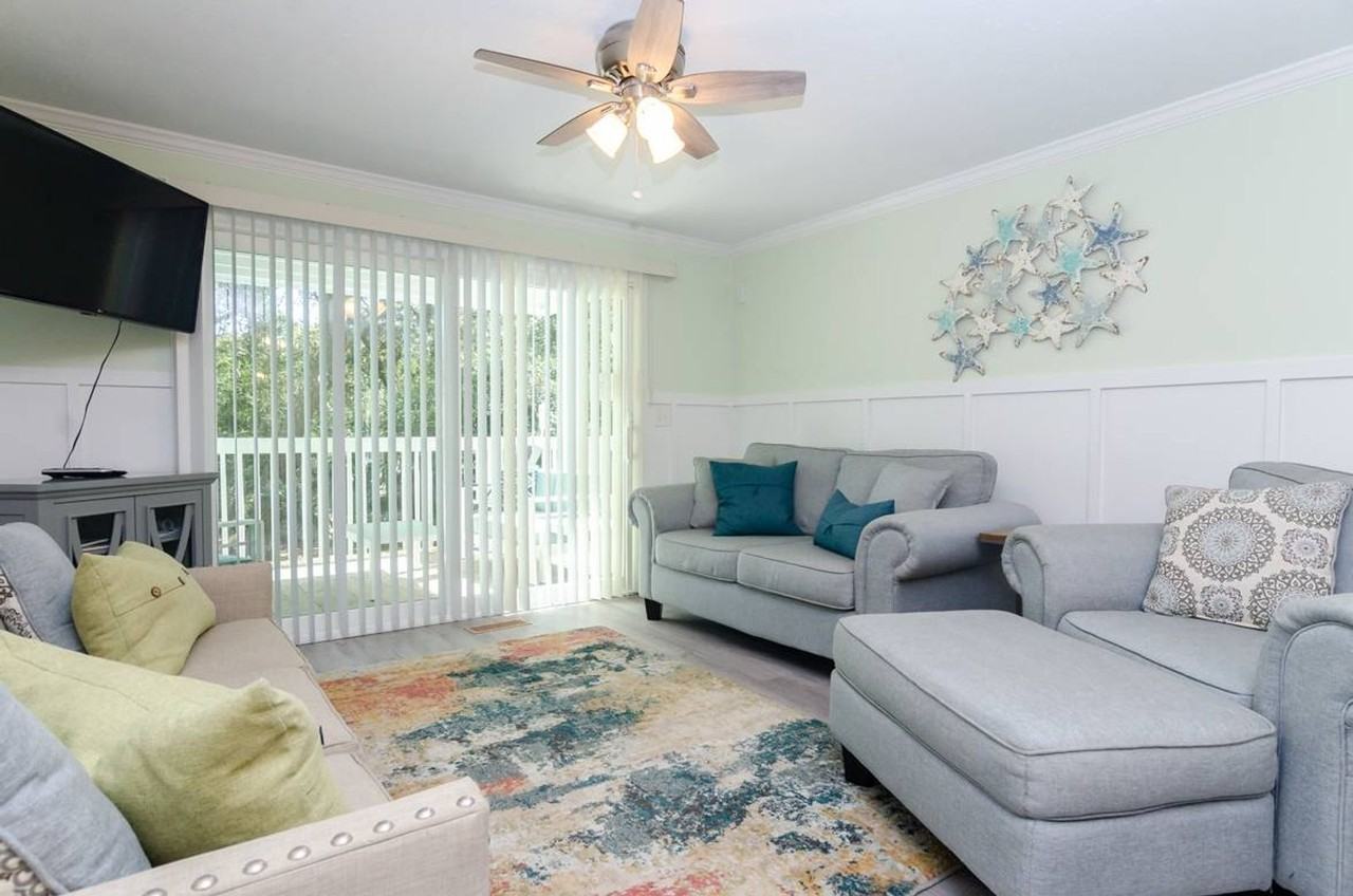 2302 Surfrider Circle - Photo 2 of 29