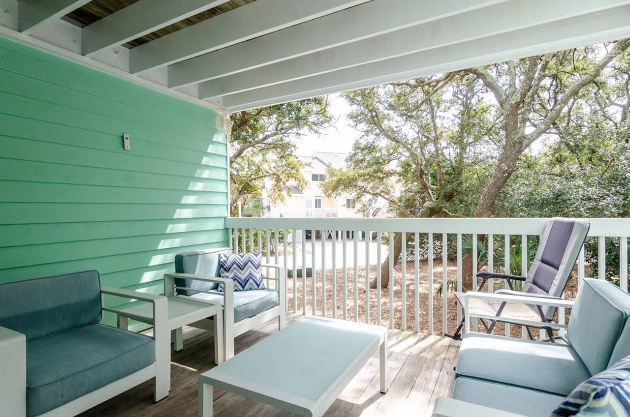 2302 Surfrider Circle - Photo 4 of 29