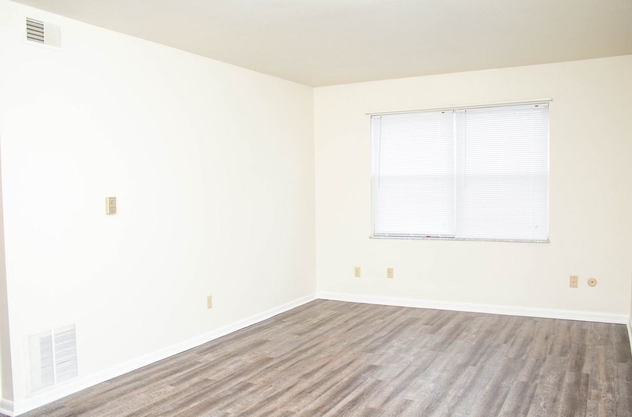 1392 Bryden Road II - Photo 3 of 43