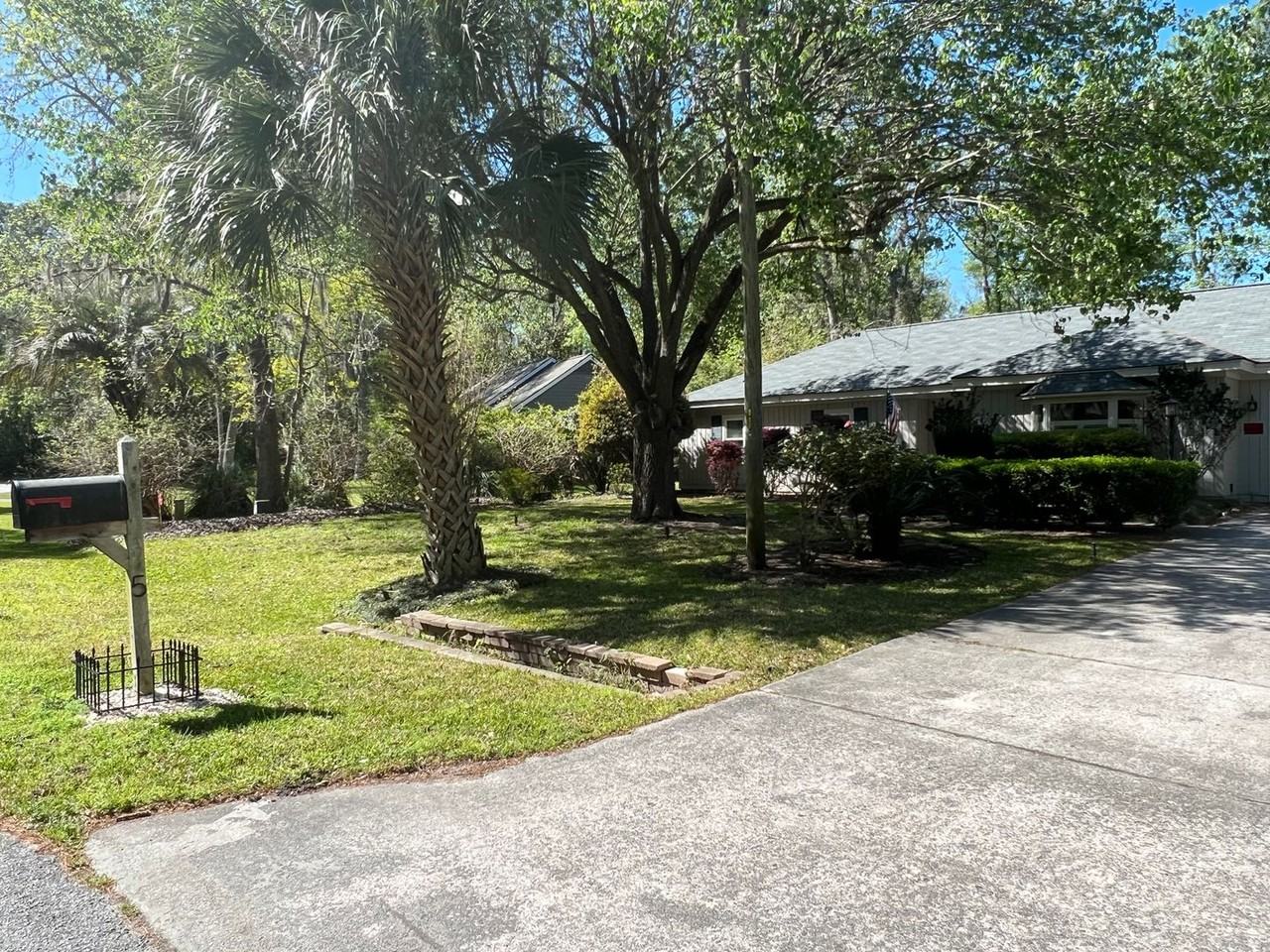 5 Marblehead Rd - Photo 2 of 50