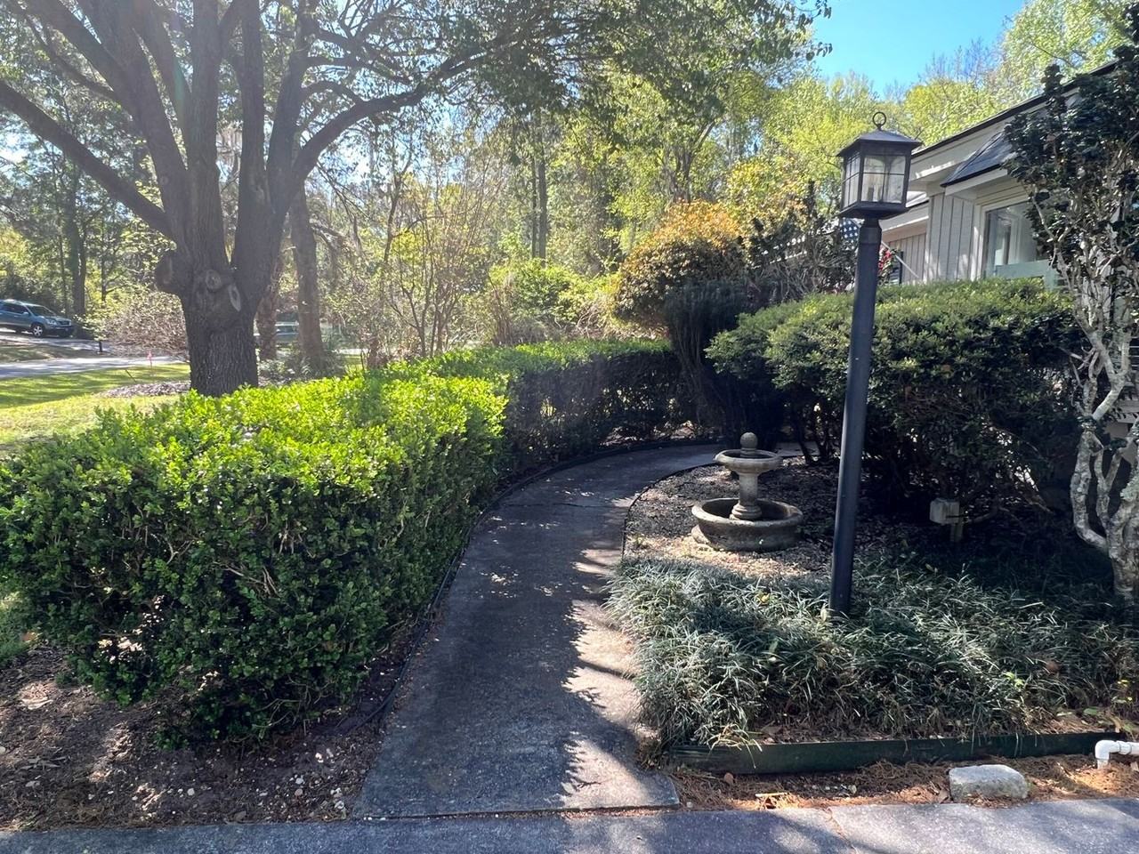 5 Marblehead Rd - Photo 4 of 50