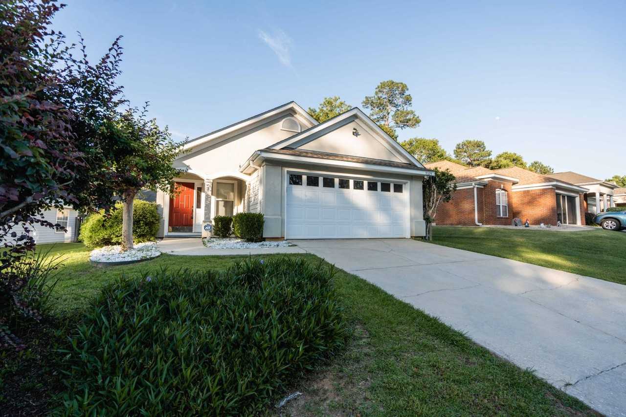 9329 Tuscany Dr - Photo 2 of 35