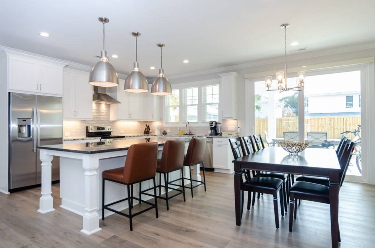 413 Cape Fear Blvd - Photo 6 of 31