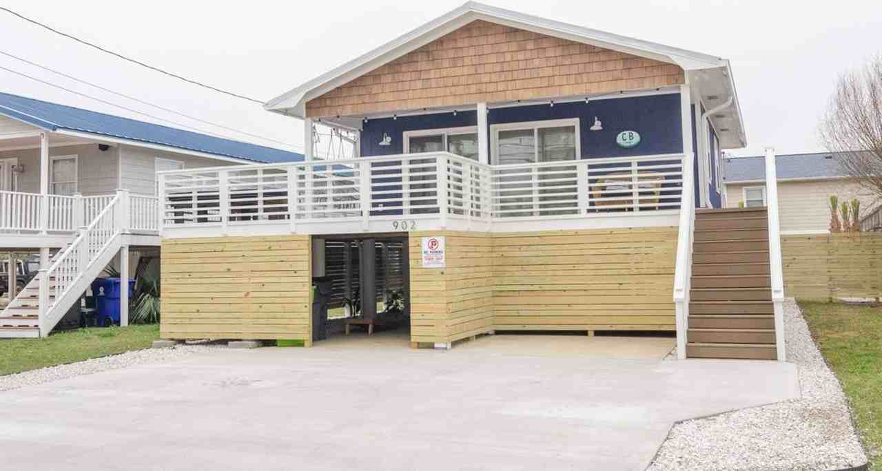 902 Lake Park Blvd S