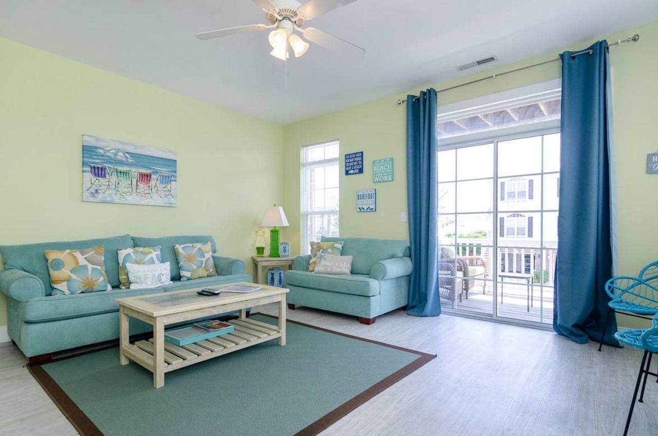 1316 Snapper Ln - Photo 3 of 25