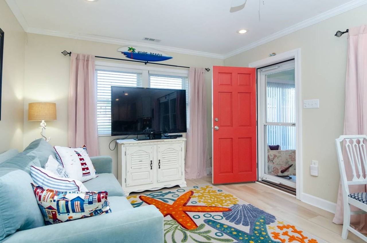 125 Fourth Ave N - Photo 3 of 25