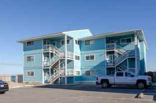 1437 Fort Fisher Blvd S - Photo 1 of 1