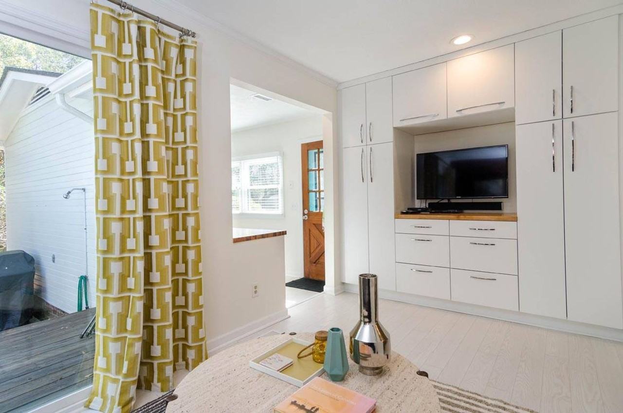 301 E Ave - Photo 3 of 19